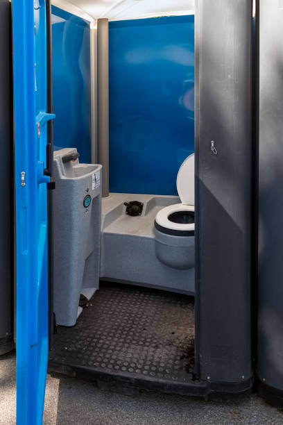 Porta potty delivery and setup in Plainfield, NJ